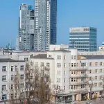 Spacious In The Center Of Next To The Sea By Renters *