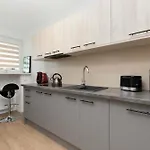 Apartment Spacious In The Center Of Next To The Sea By Renters *